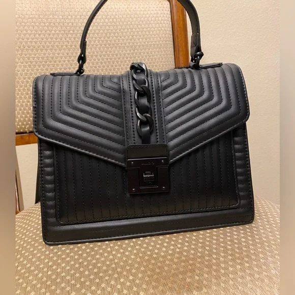 NWOT Aldo Black Quilted Handbag Crossbody Bag with Pom Pom Accessory - Picture 2 of 8